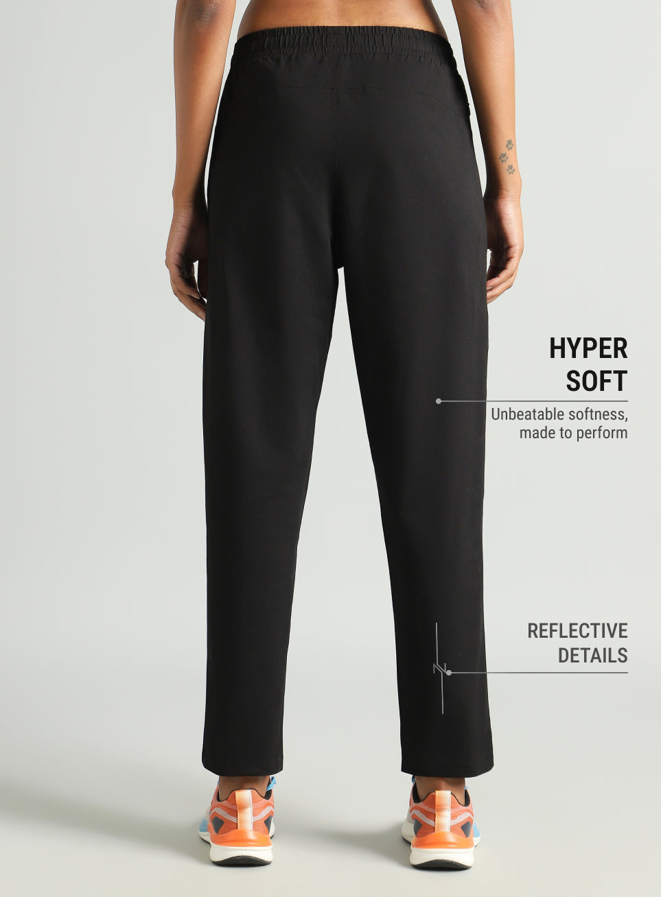 Women's Black Trail Run Day Trackpants