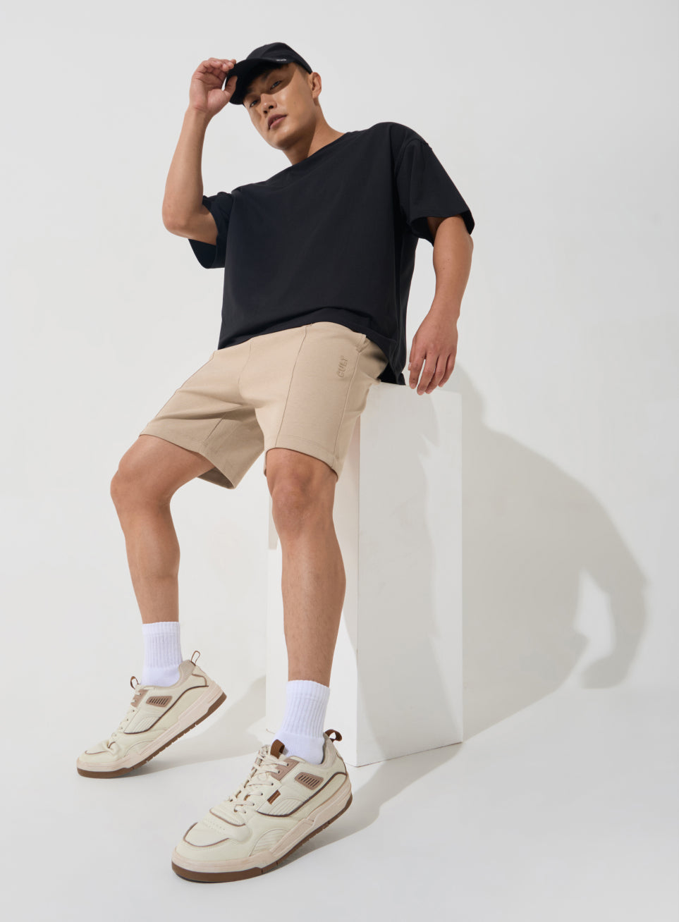 Men's Beige Ultra Luxe Tailored Shorts