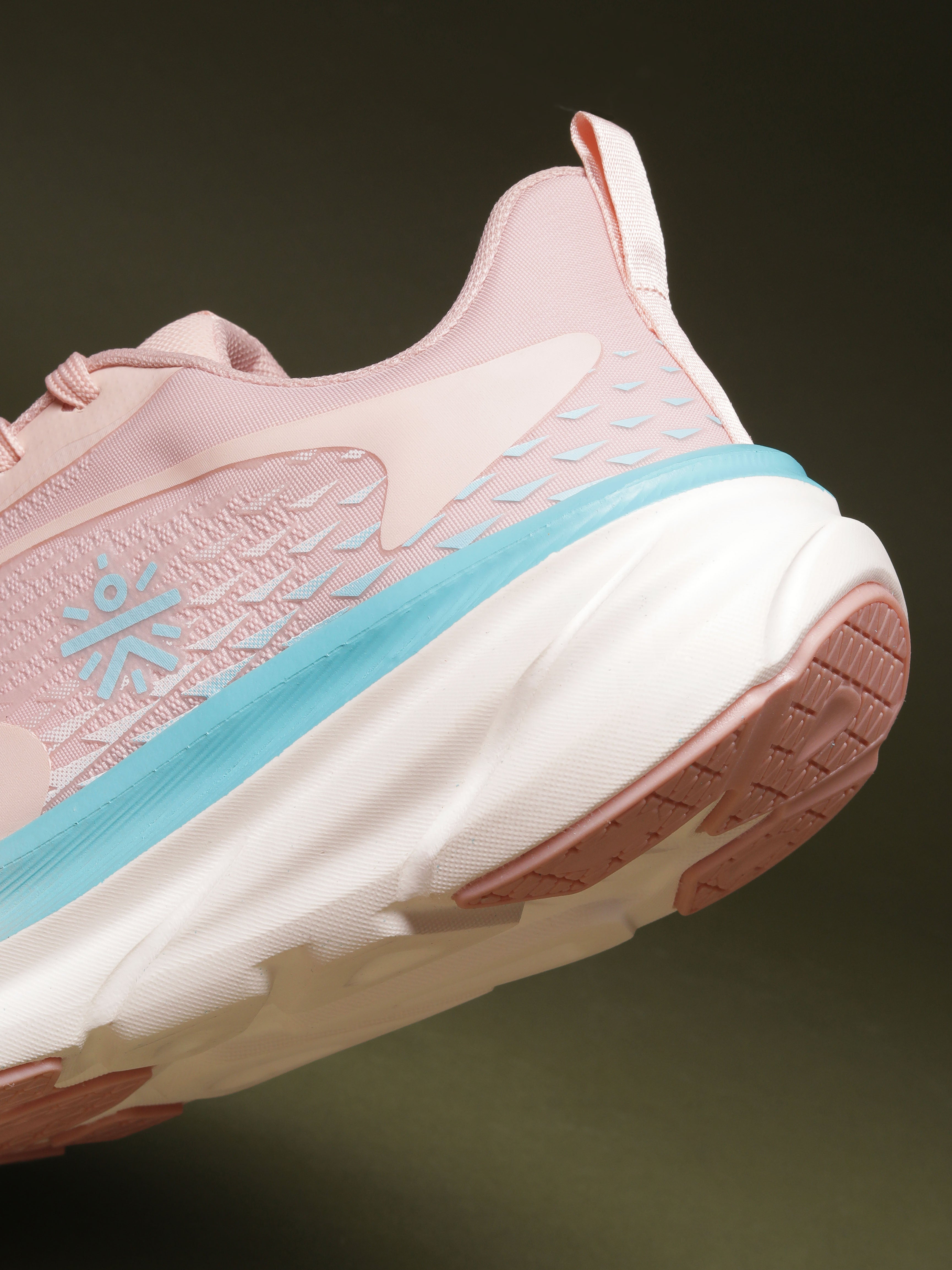 cult Women's CloudRise Running Shoes - Peach