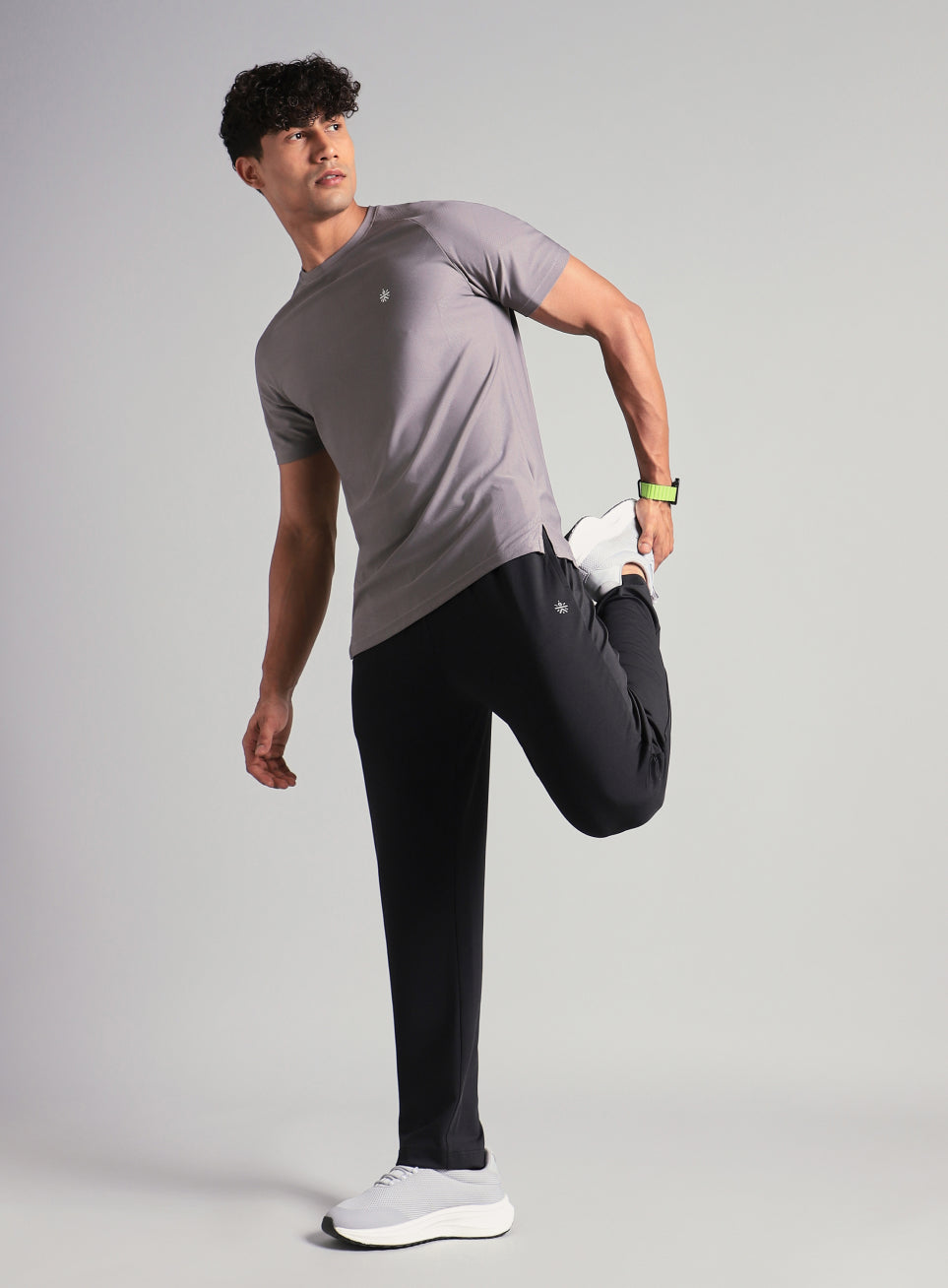 Men's Black Runner's In Motion Graphic Trackpant