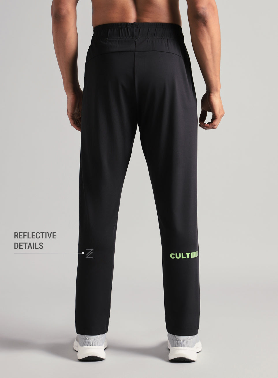Men's Black Runner's In Motion Graphic Trackpant