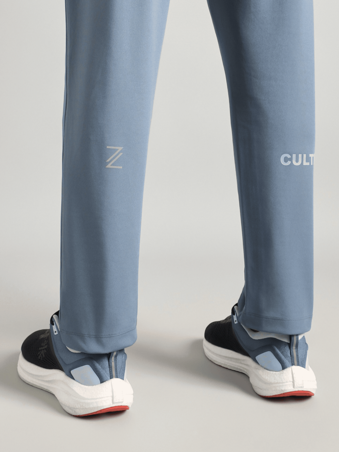 Men's Blue Runner's In Motion Graphic Trackpants