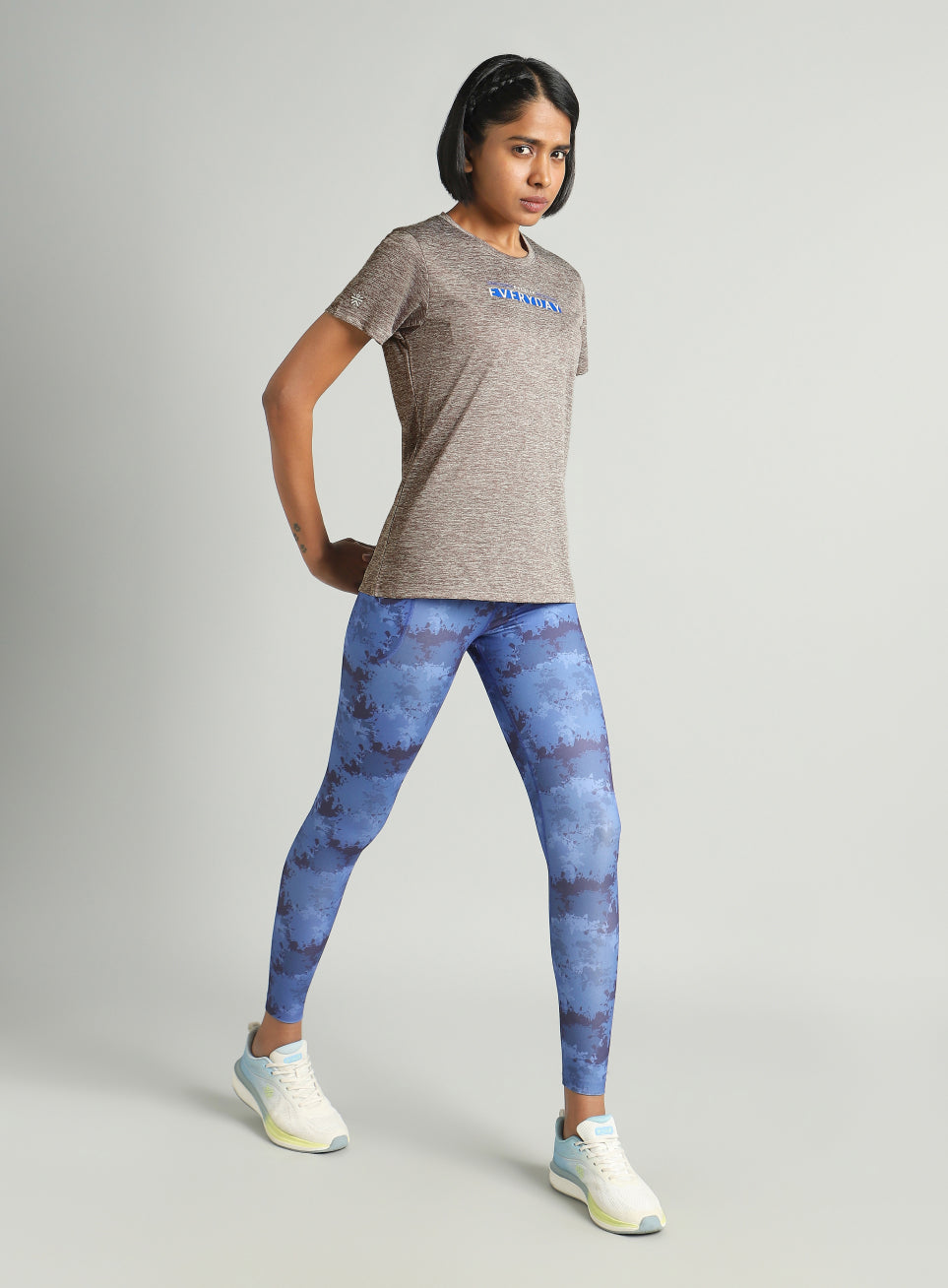 Women's Grey Training Textured T-shirt