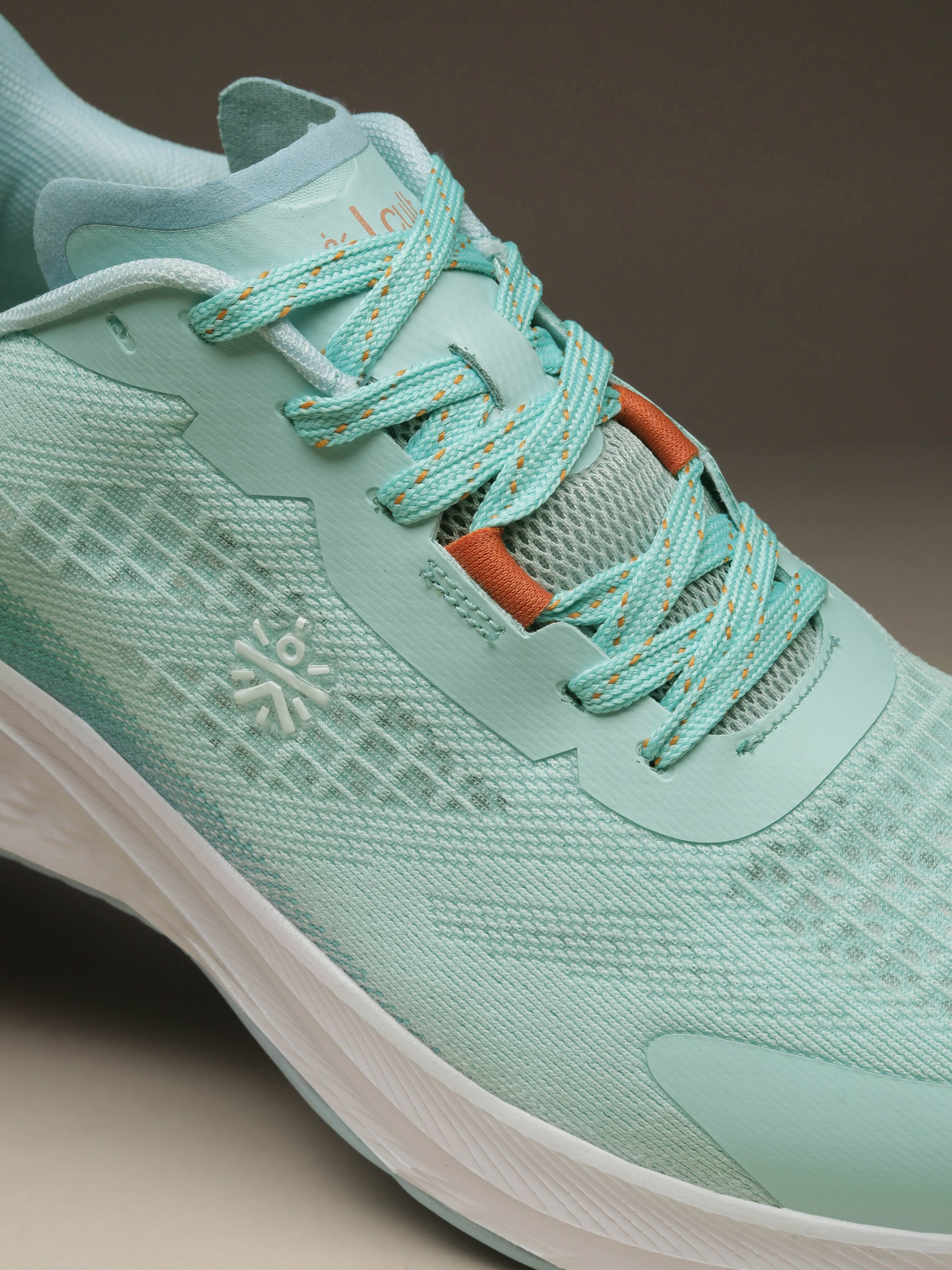 cult Women's SwiftArc Running Shoes - Mint