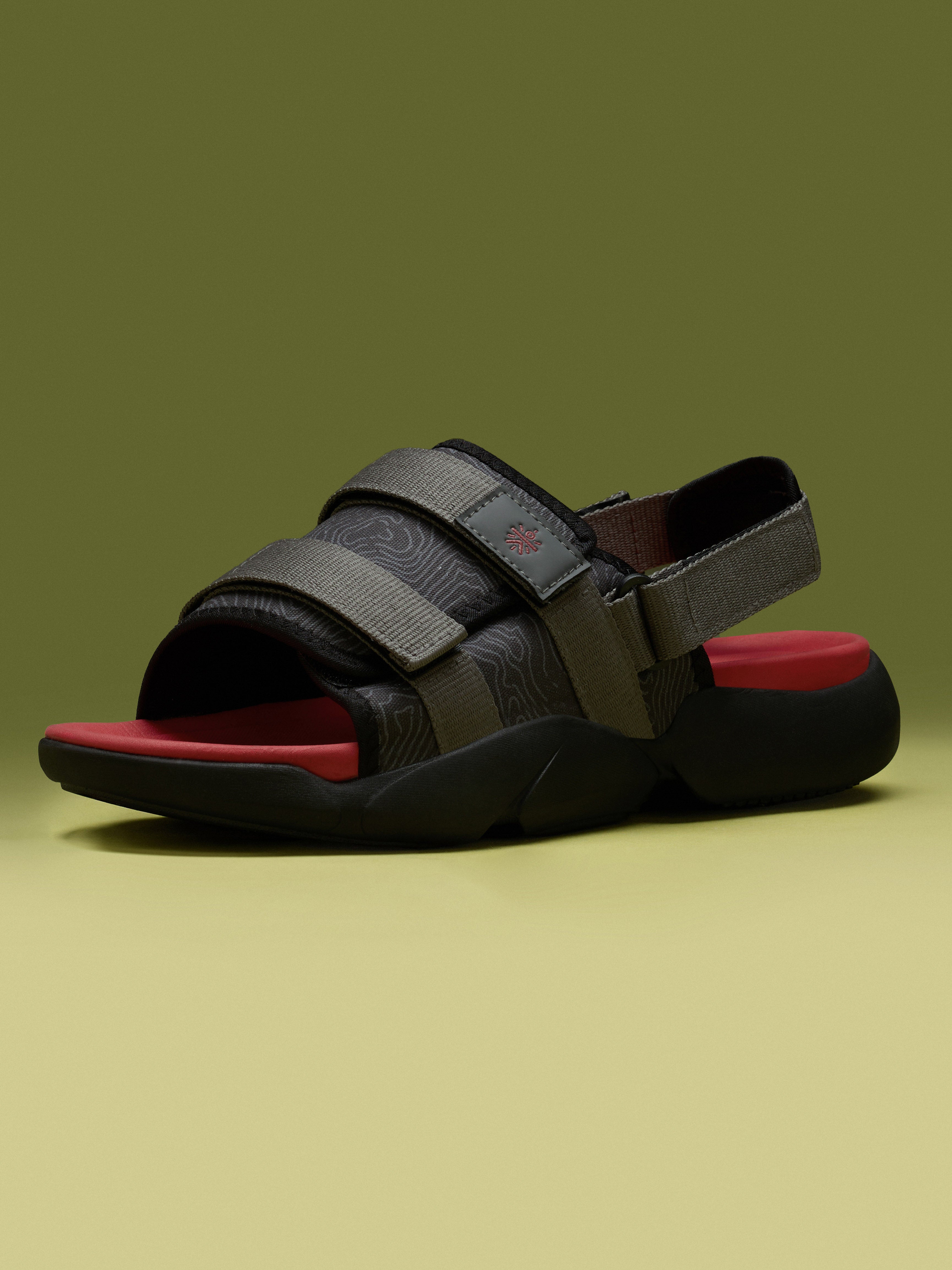cult Men's FlexStrap Sandals - Black