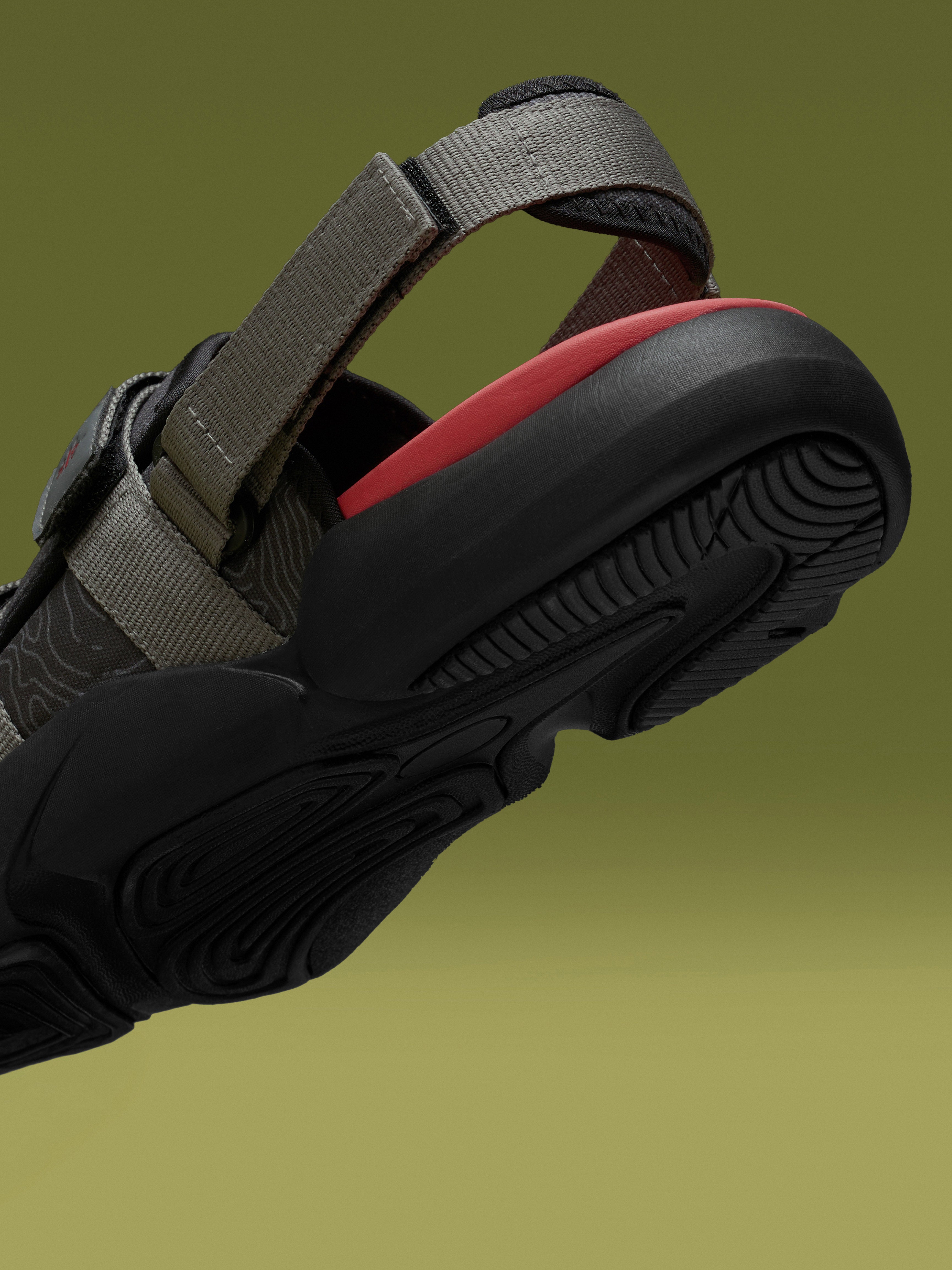 cult Men's FlexStrap Sandals - Black
