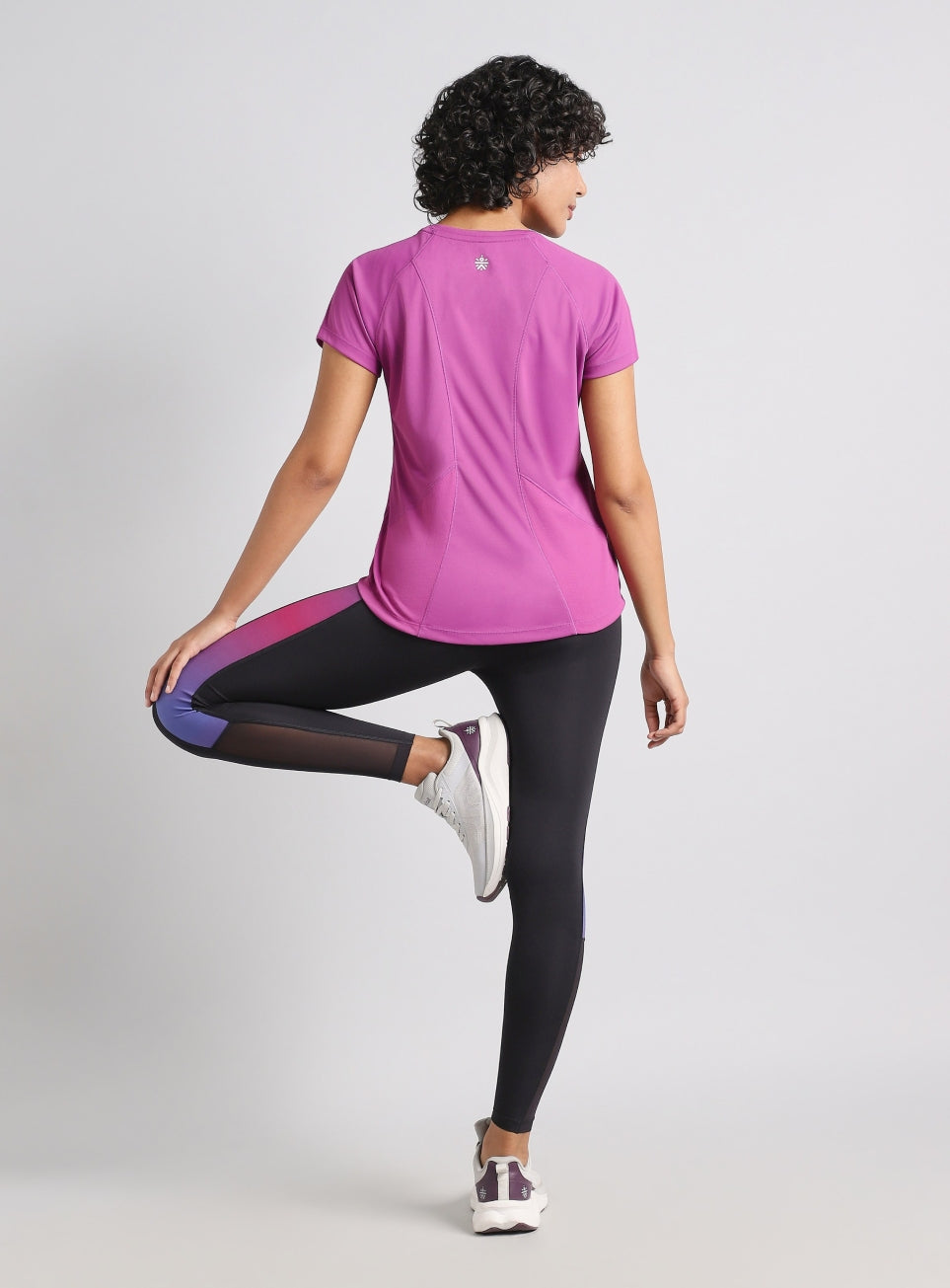 Women's Pink Mesh Contour Training T-shirt
