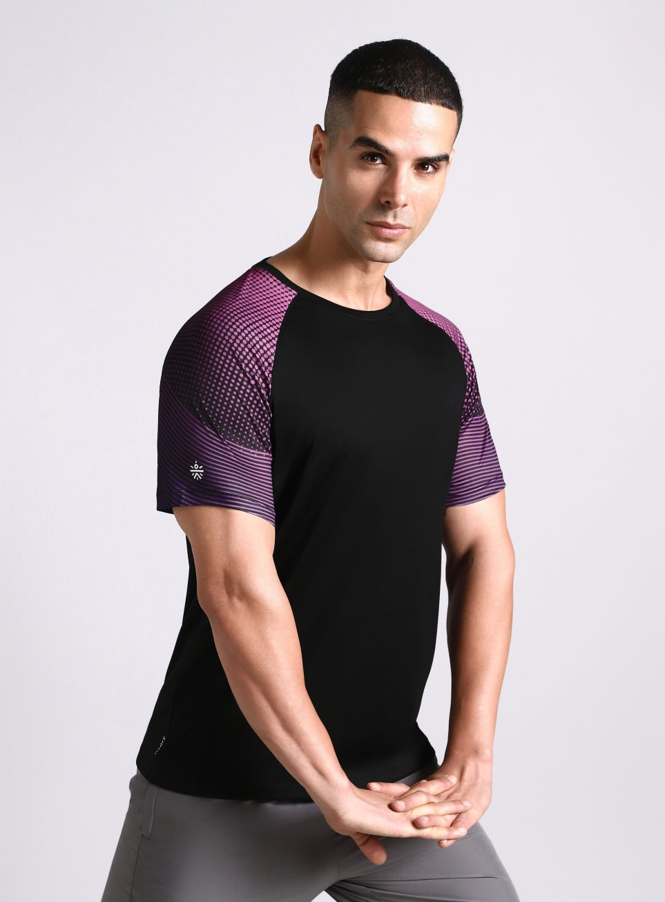 Men's Black Pop Up Training Essential T-shirt