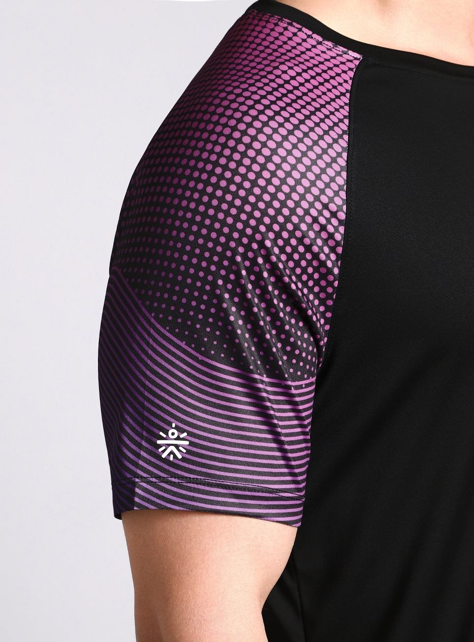 Men's Black Pop Up Training Essential T-shirt
