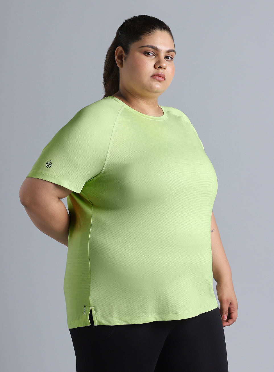 Women's Green Back Cut Out Plus Size T-shirt