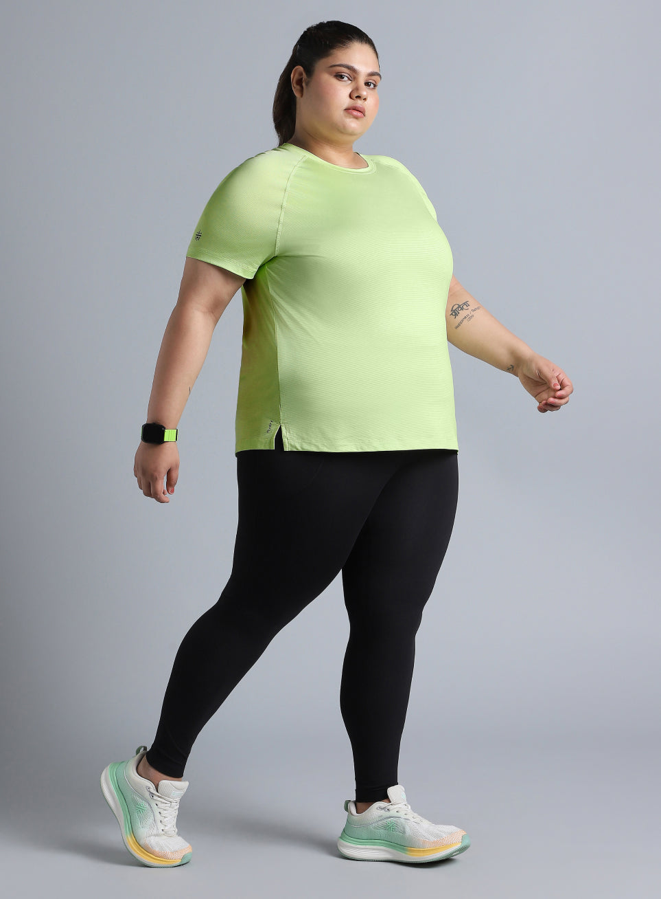 Women's Green Back Cut Out Plus Size T-shirt