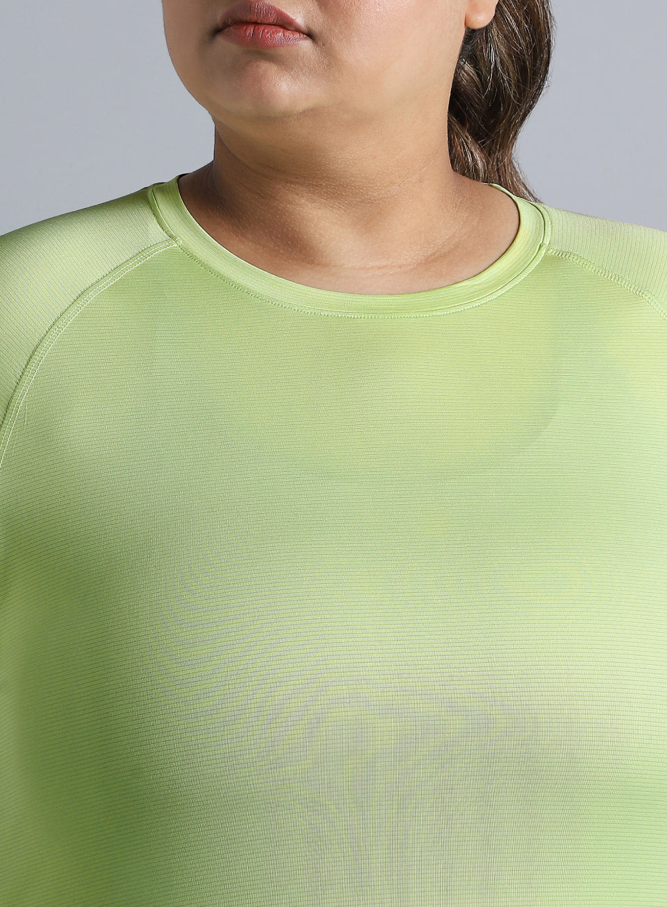 Women's Green Back Cut Out Plus Size T-shirt
