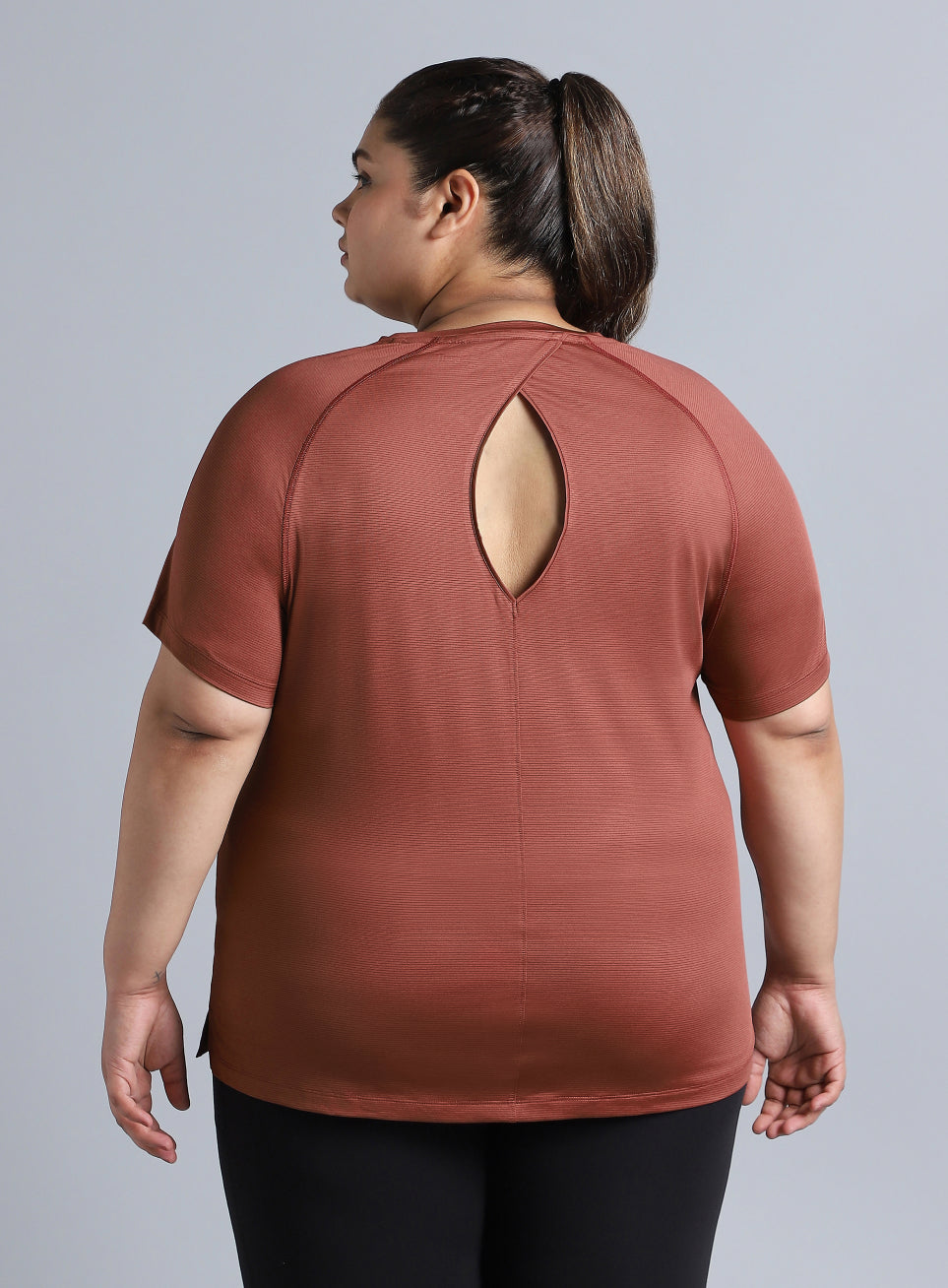 Women's Brown Back Cut Out Plus Size T-shirt
