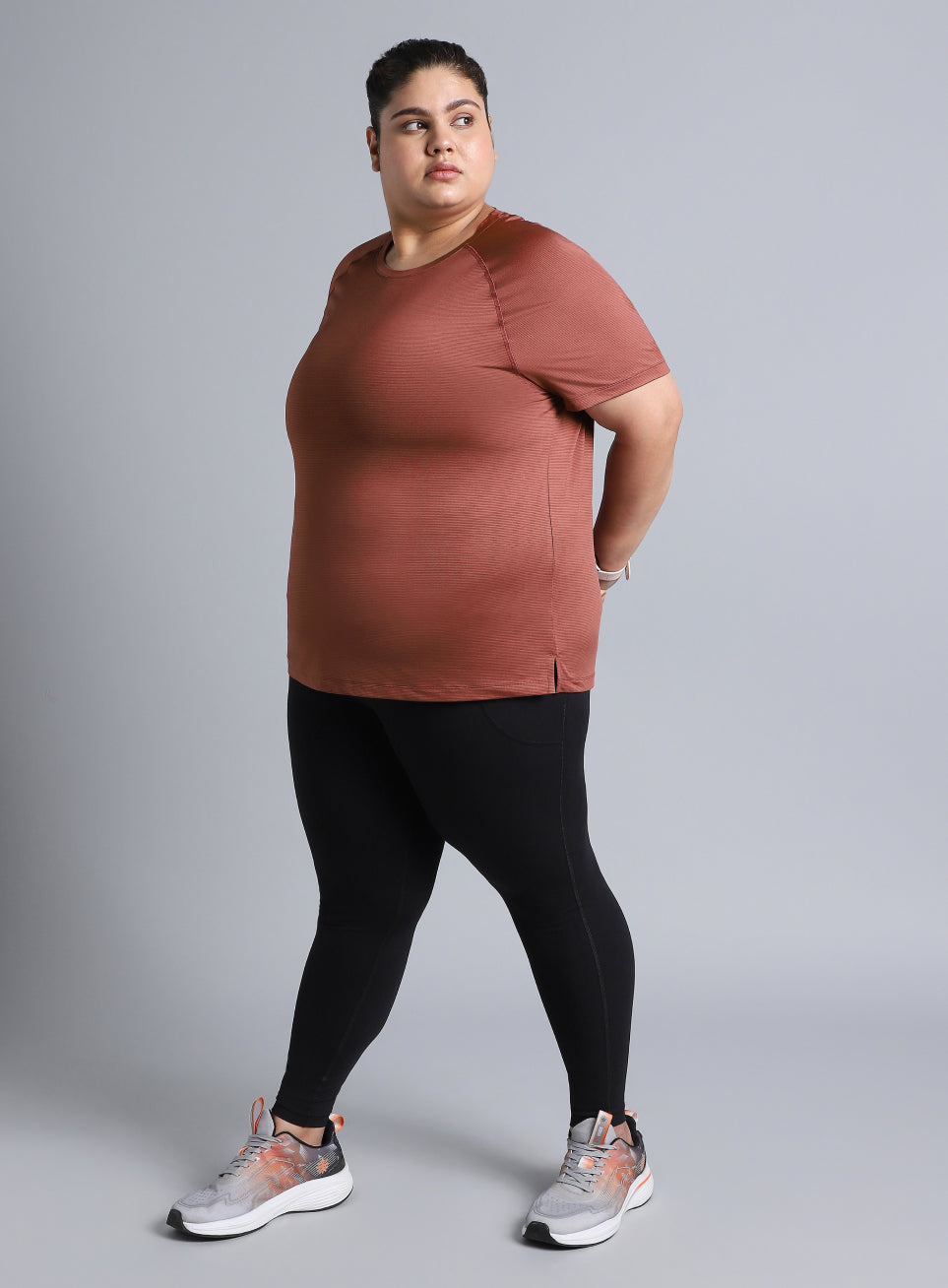 Women's Brown Back Cut Out Plus Size T-shirt
