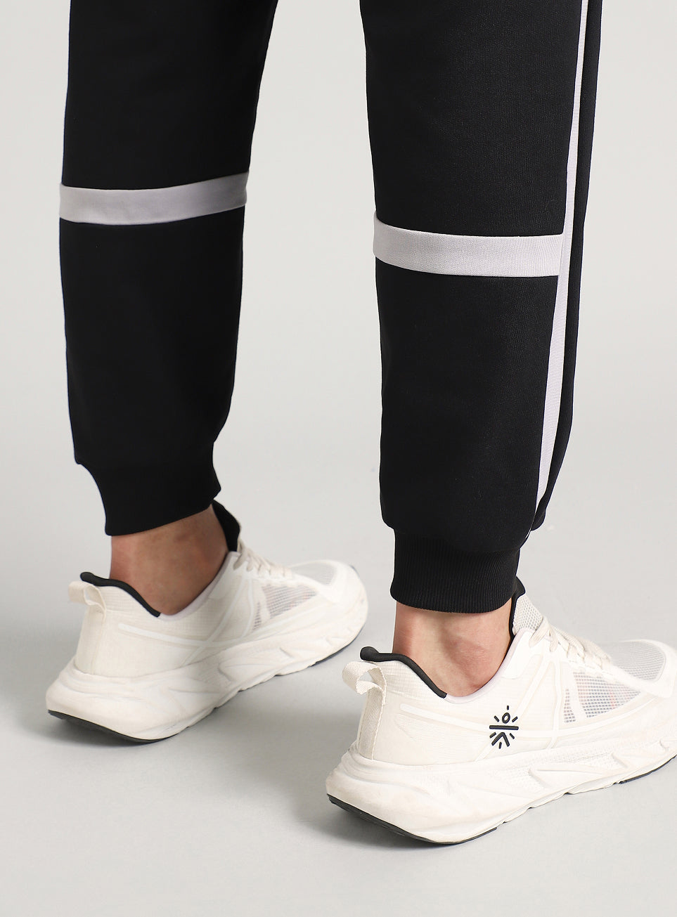 Men's Black Courtside Sporty Joggers