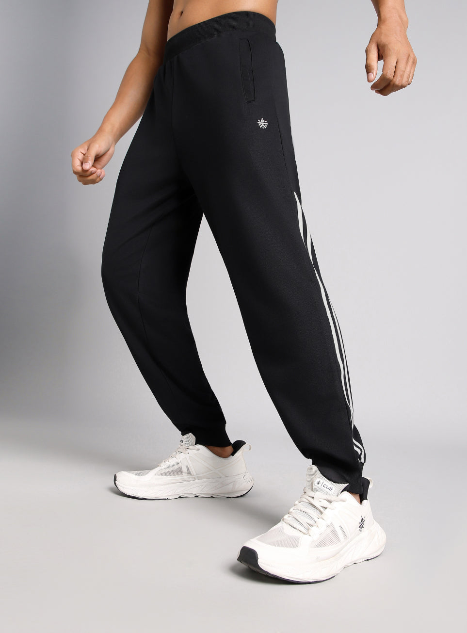 Men's Black Move In Style Joggers