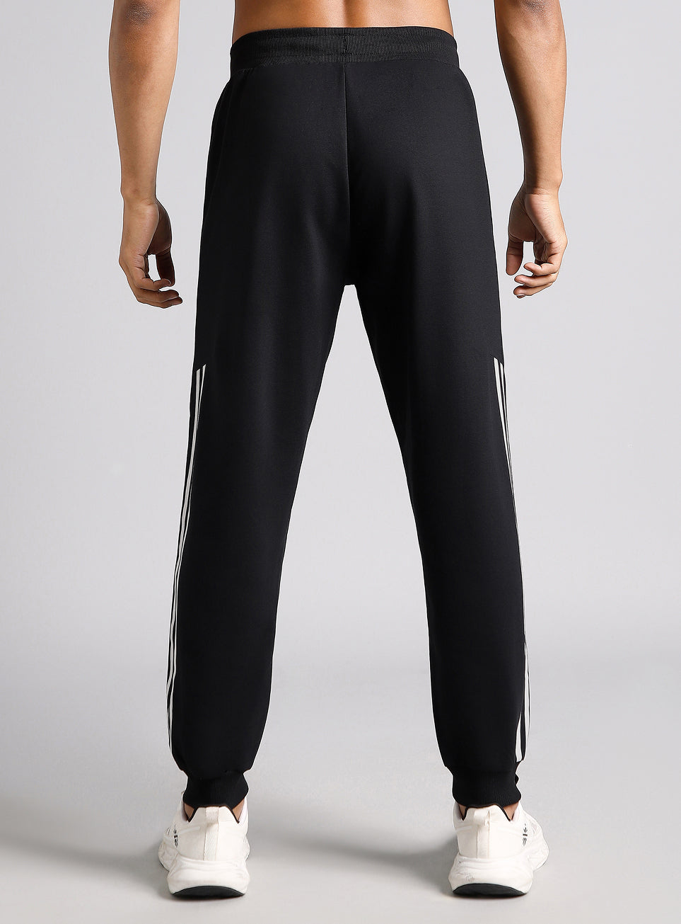 Men's Black Move In Style Joggers