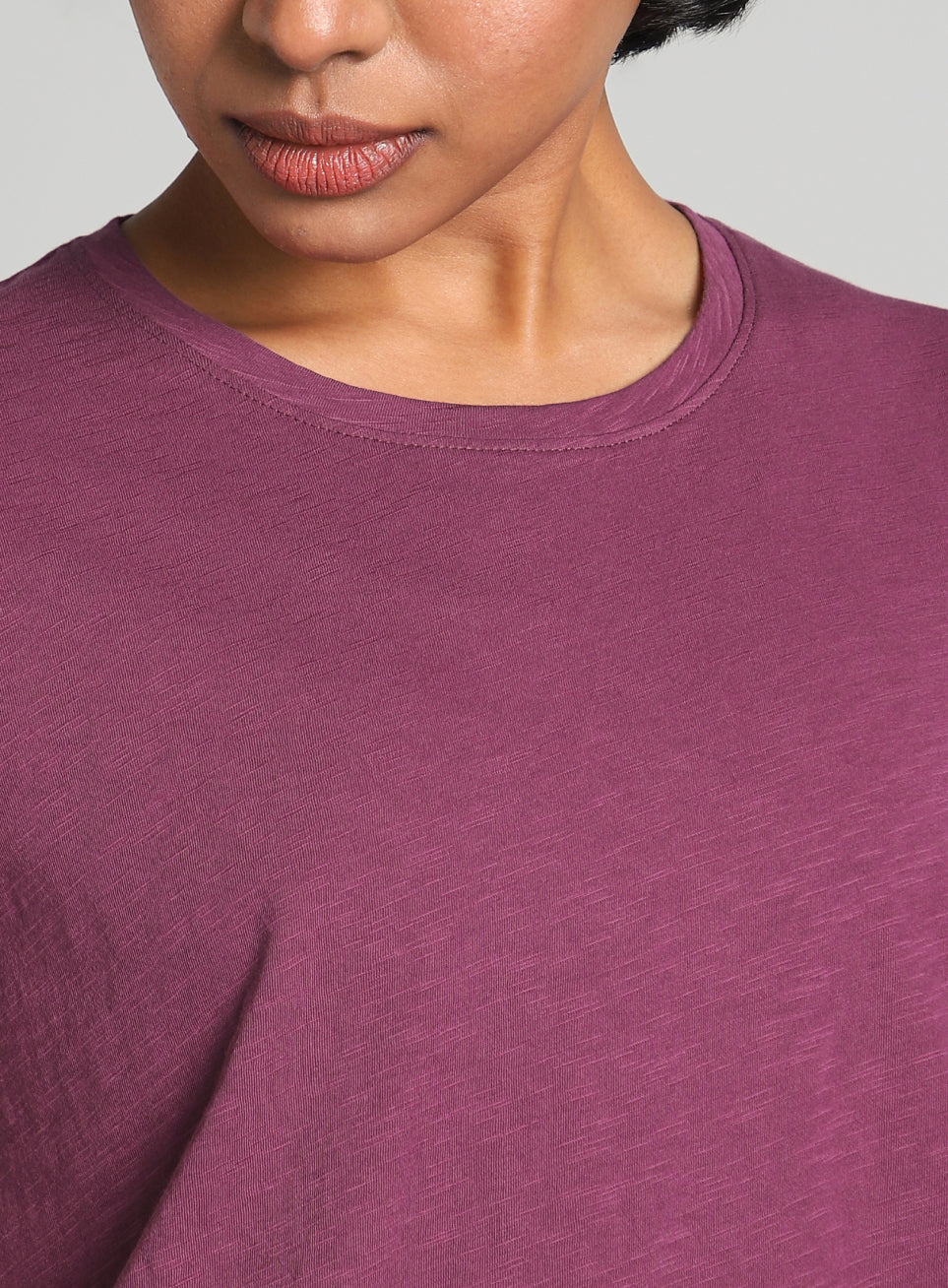 Women's Purple Flow Form Yoga T-shirt