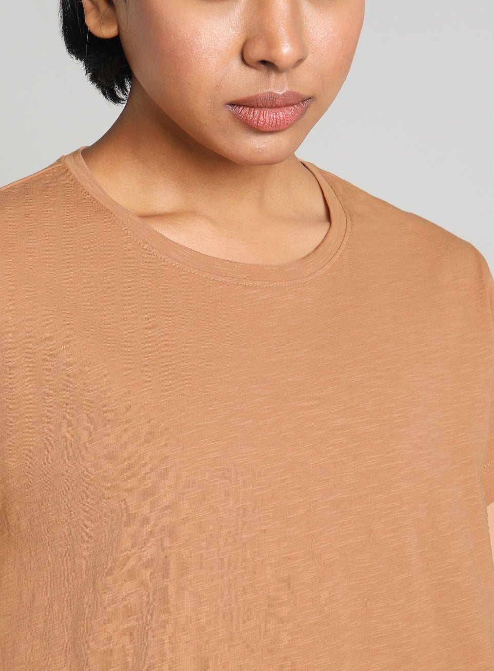 Women's Khaki Flow Form Yoga T-shirt