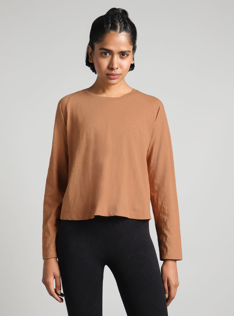 Women's Khaki Form Overlap Yoga T-shirt