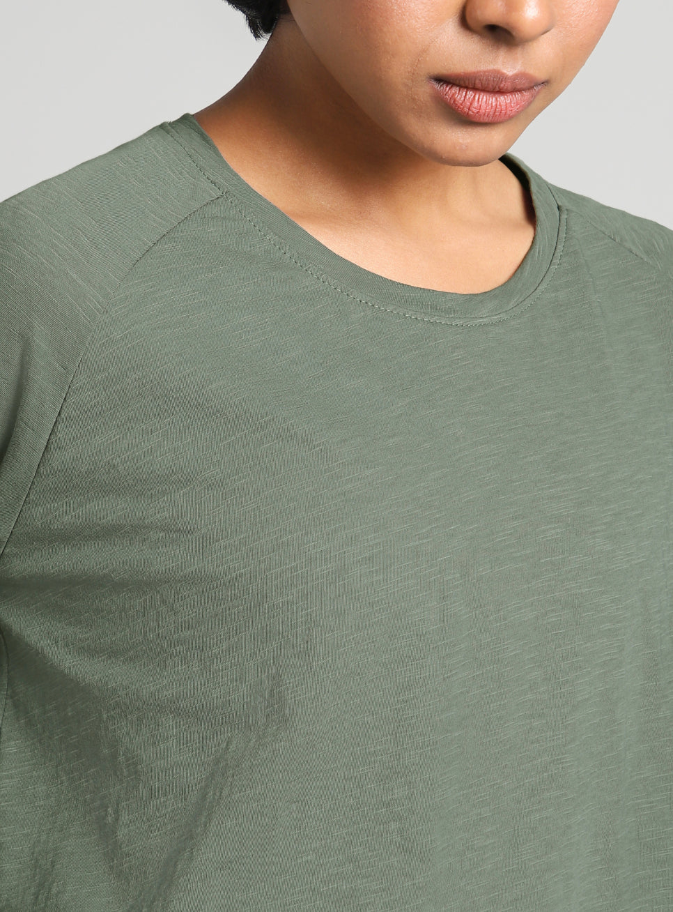 Women's Green Form Overlap Yoga T-shirt