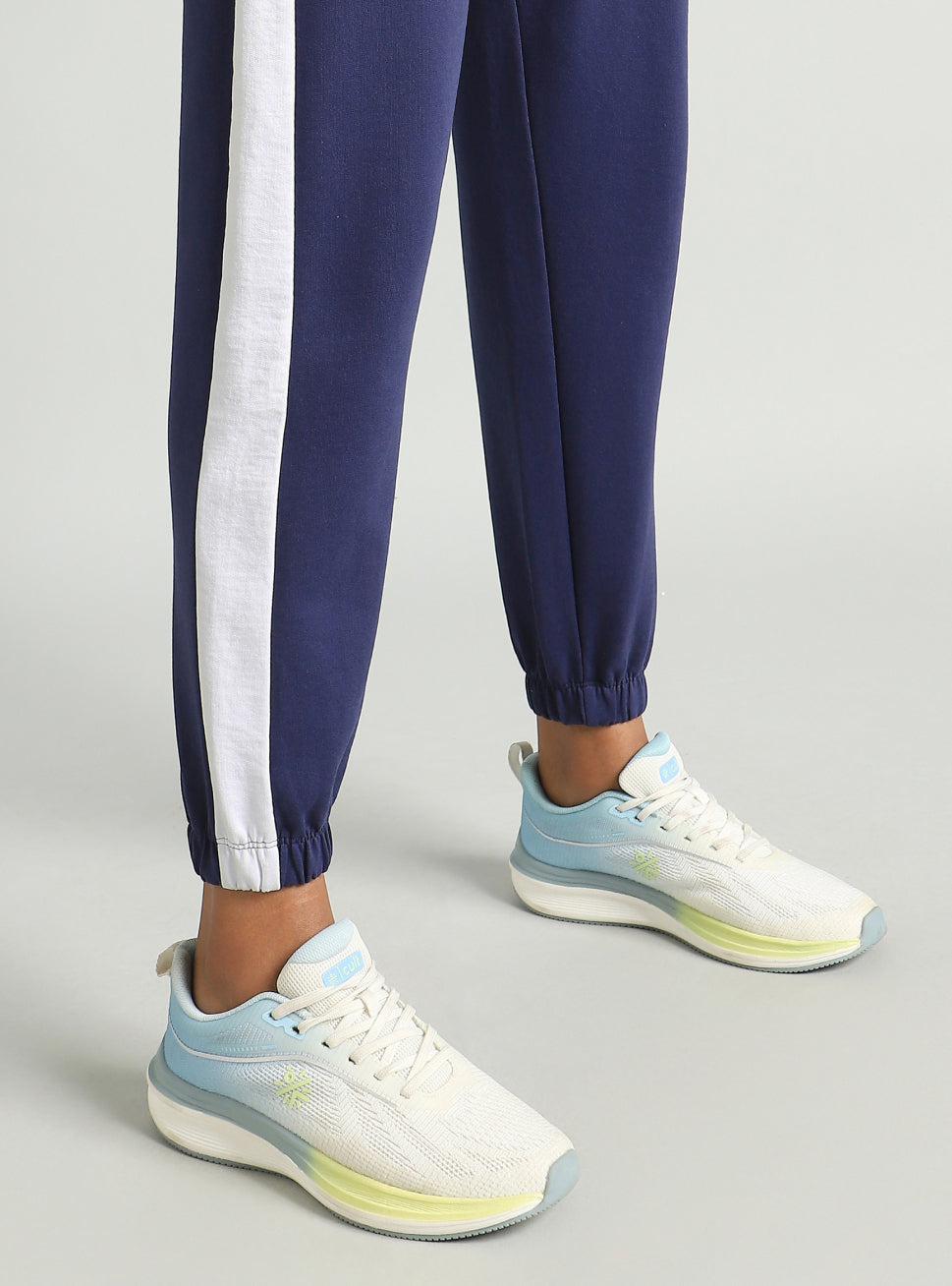 Women's Blue Sculpt Training Joggers