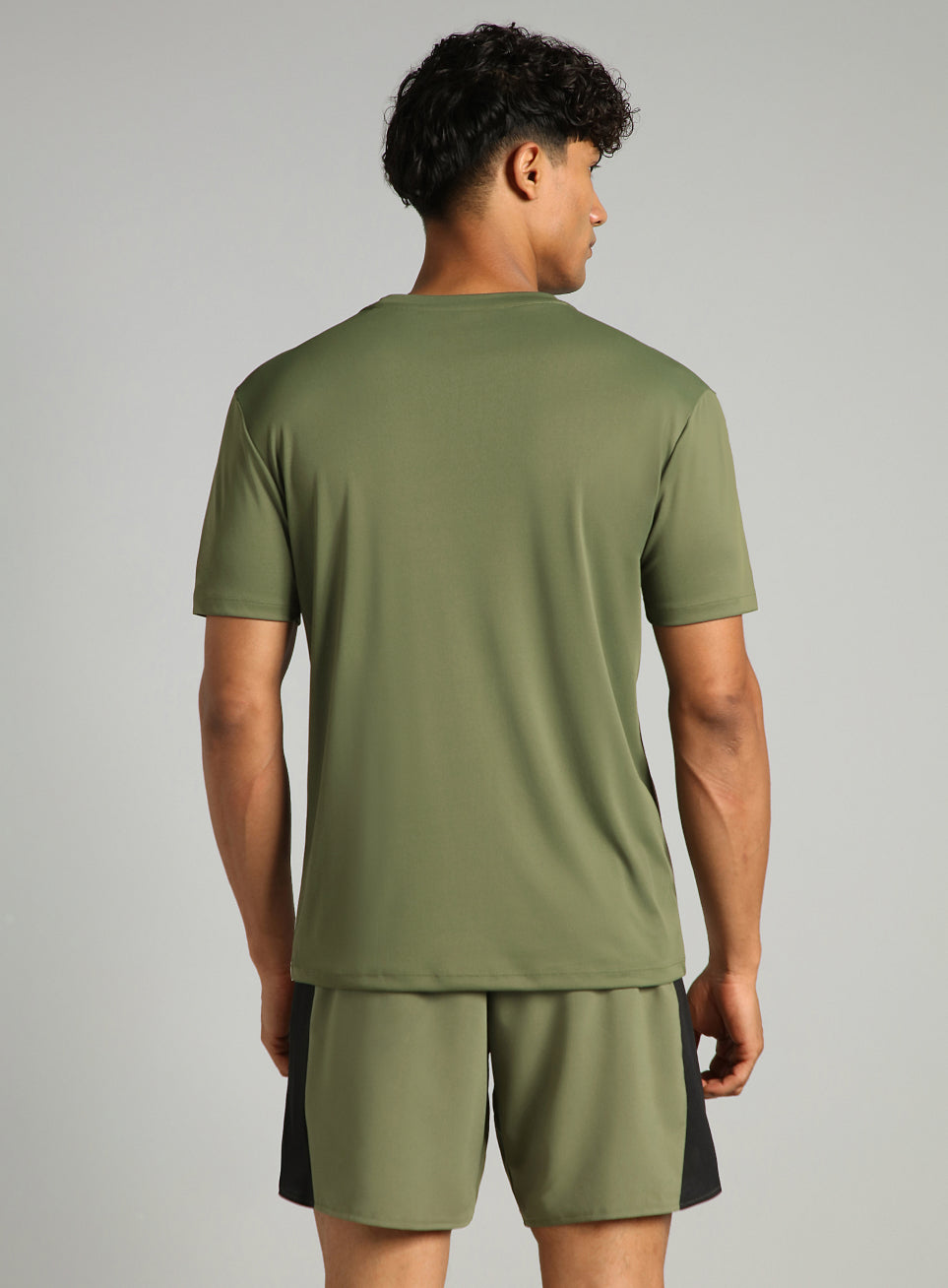 Men's Olive Play Big FLY-DRY™T-shirt