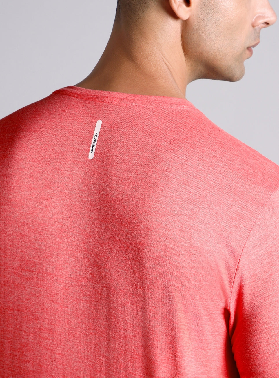 Men's Move All Day Peach Comfortech T-shirt