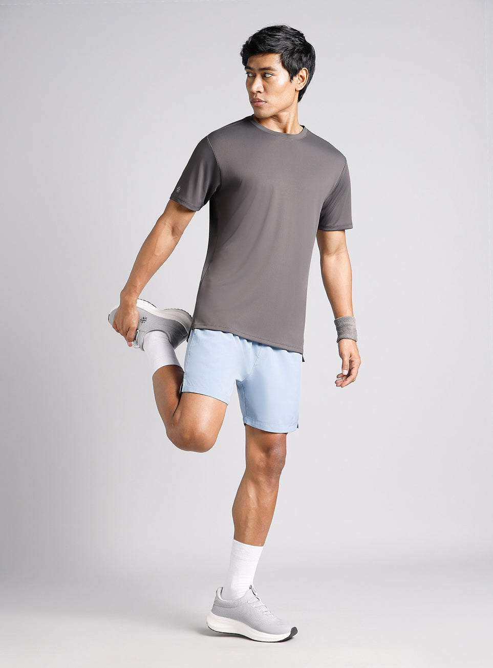 Men's Runner's Dark Grey Essential T-shirt