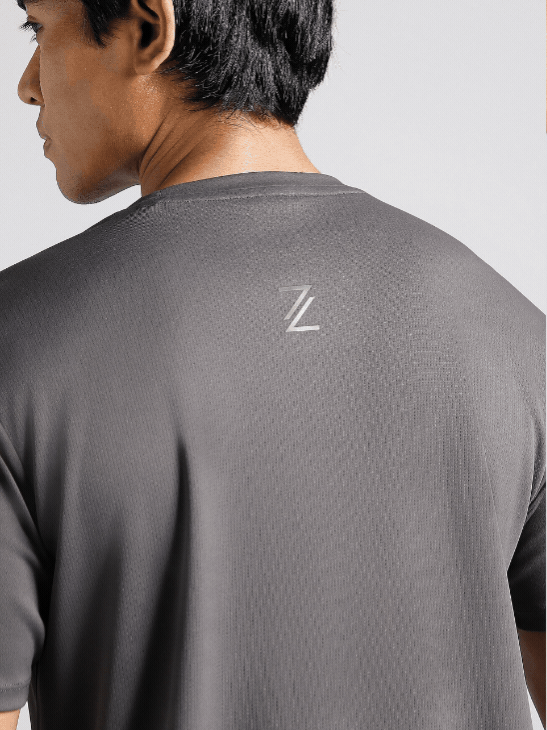 Men's Runner's Dark Grey Essential T-shirt