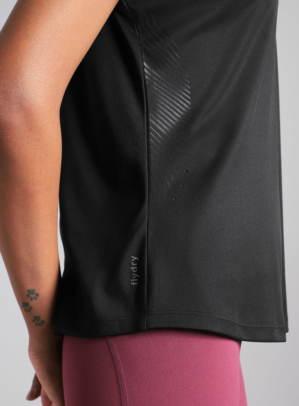 Women's Black Contour Print T-shirt