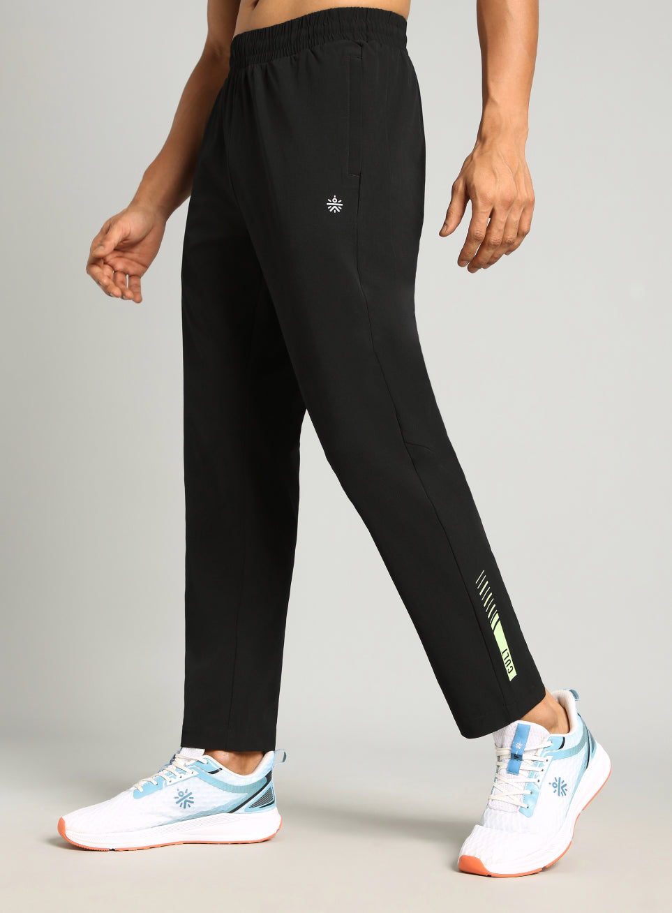 TOUJOURS トゥジュー　Cuffed Training Pants Buy Men's Black Training Move Up Training Trackpants Online in