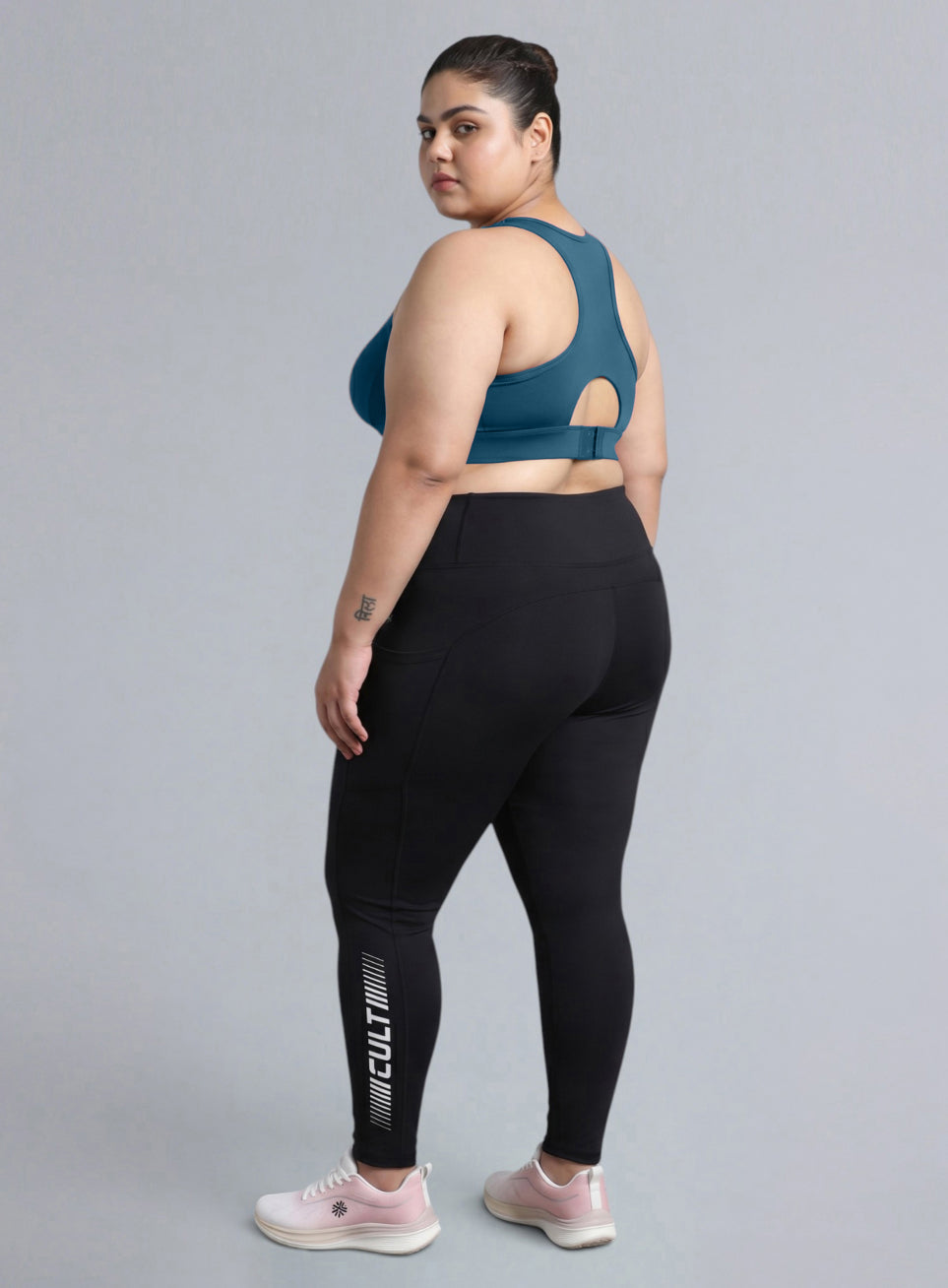 Women's Green Racer Back Hook Running High Support Plus Size Sports Bra
