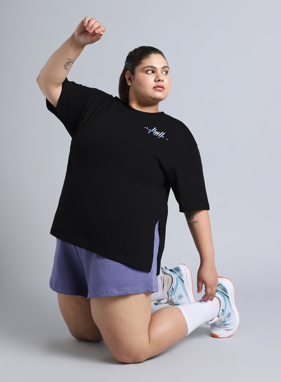 Women's Black Printed Oversized Fit Plus Size T-shirt