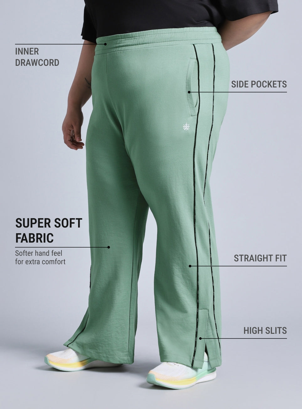Women's Green Panelled Straight Fit Plus Size Trackpants