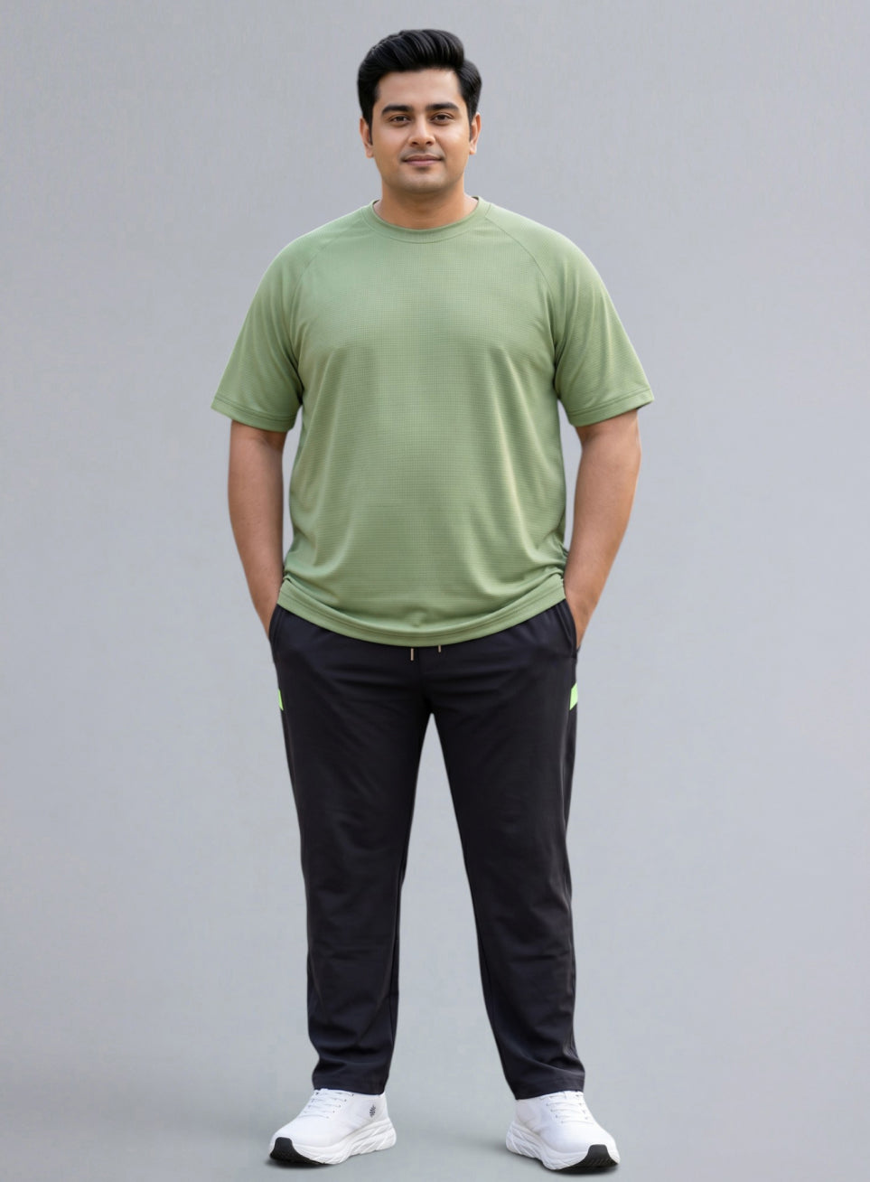 Men's Green Textured Performance T-shirt