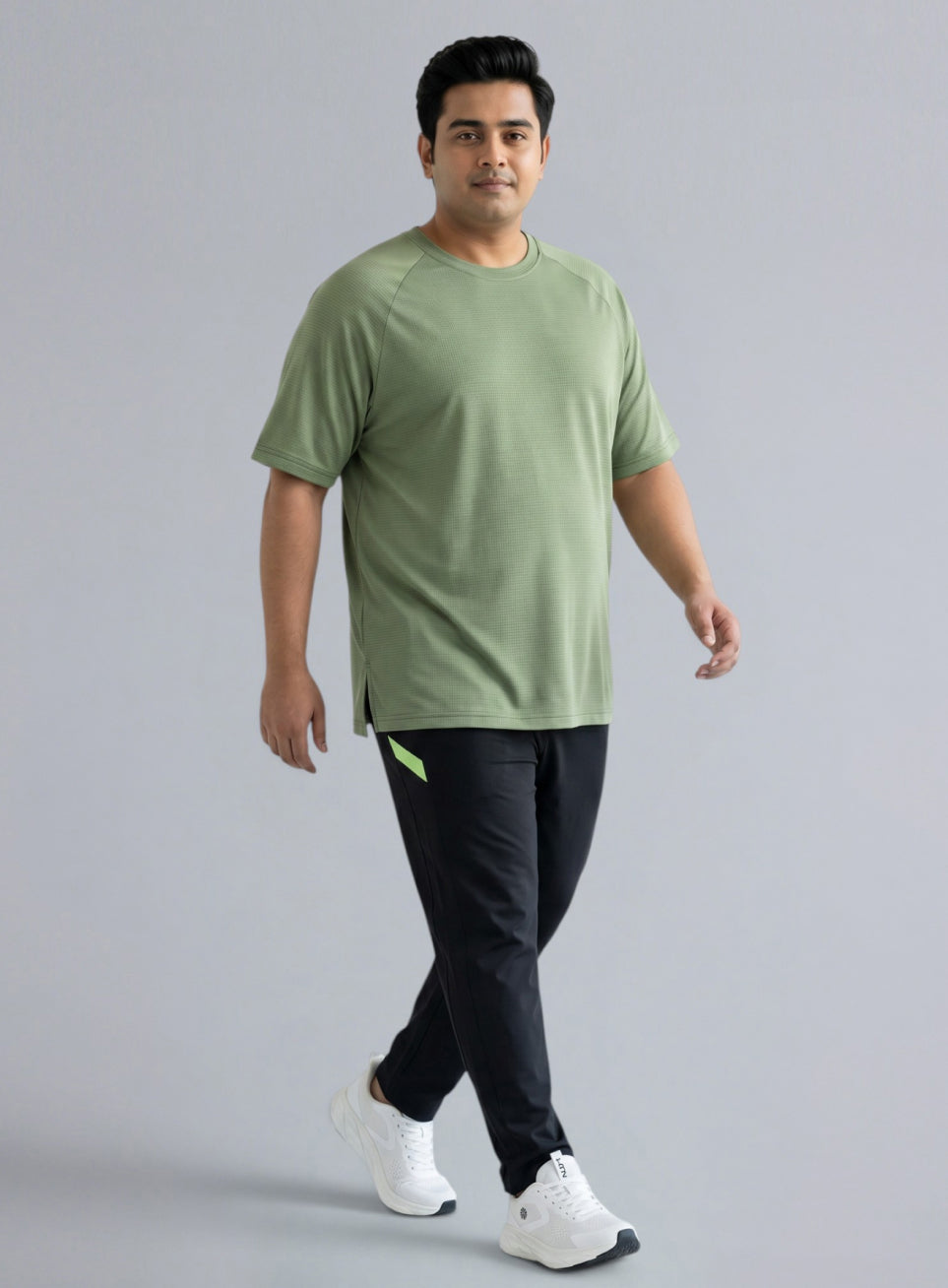 Men's Green Textured Performance T-shirt