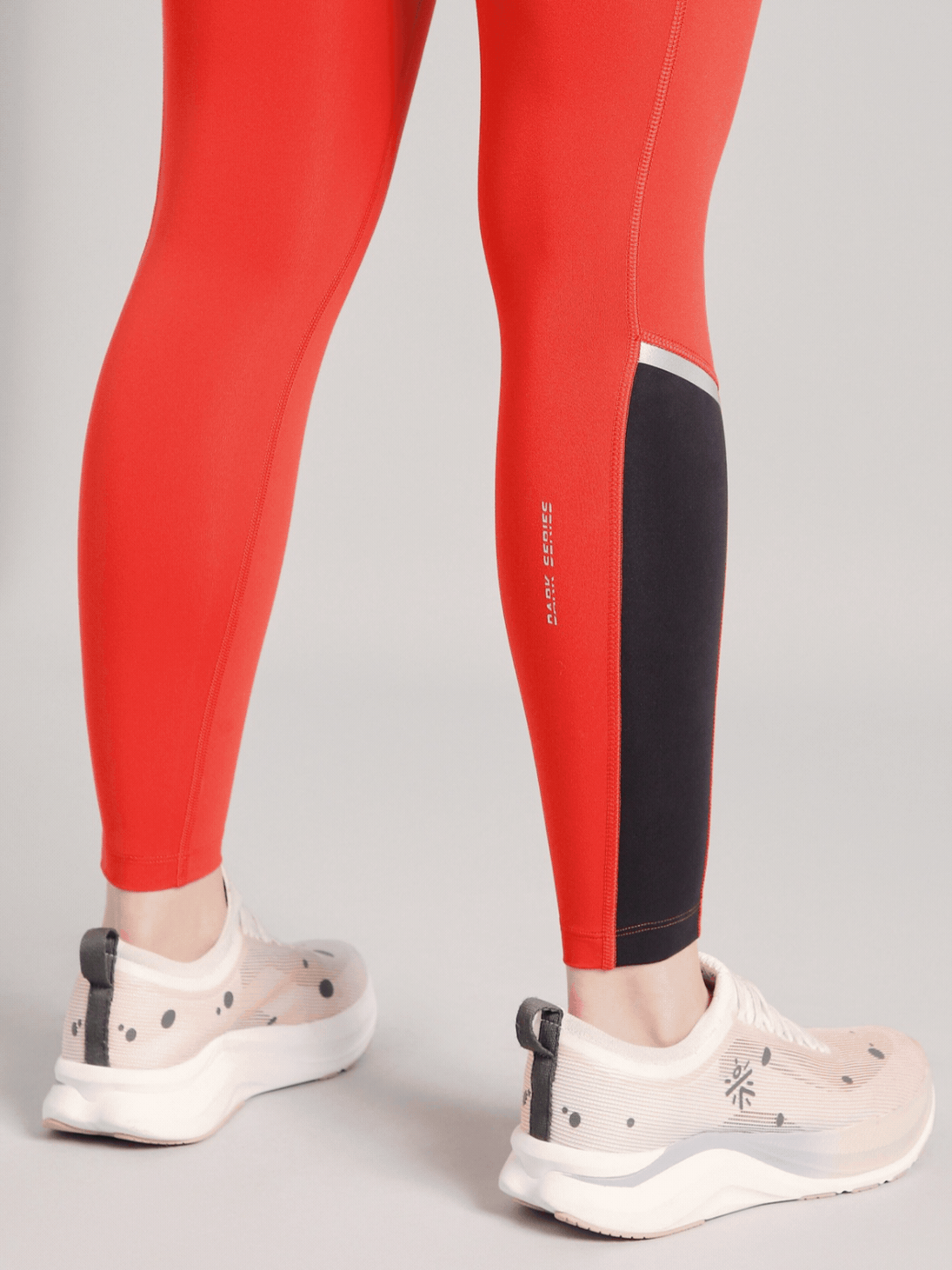 Women's Maroon Moonlight Runner's COMFlex Tights
