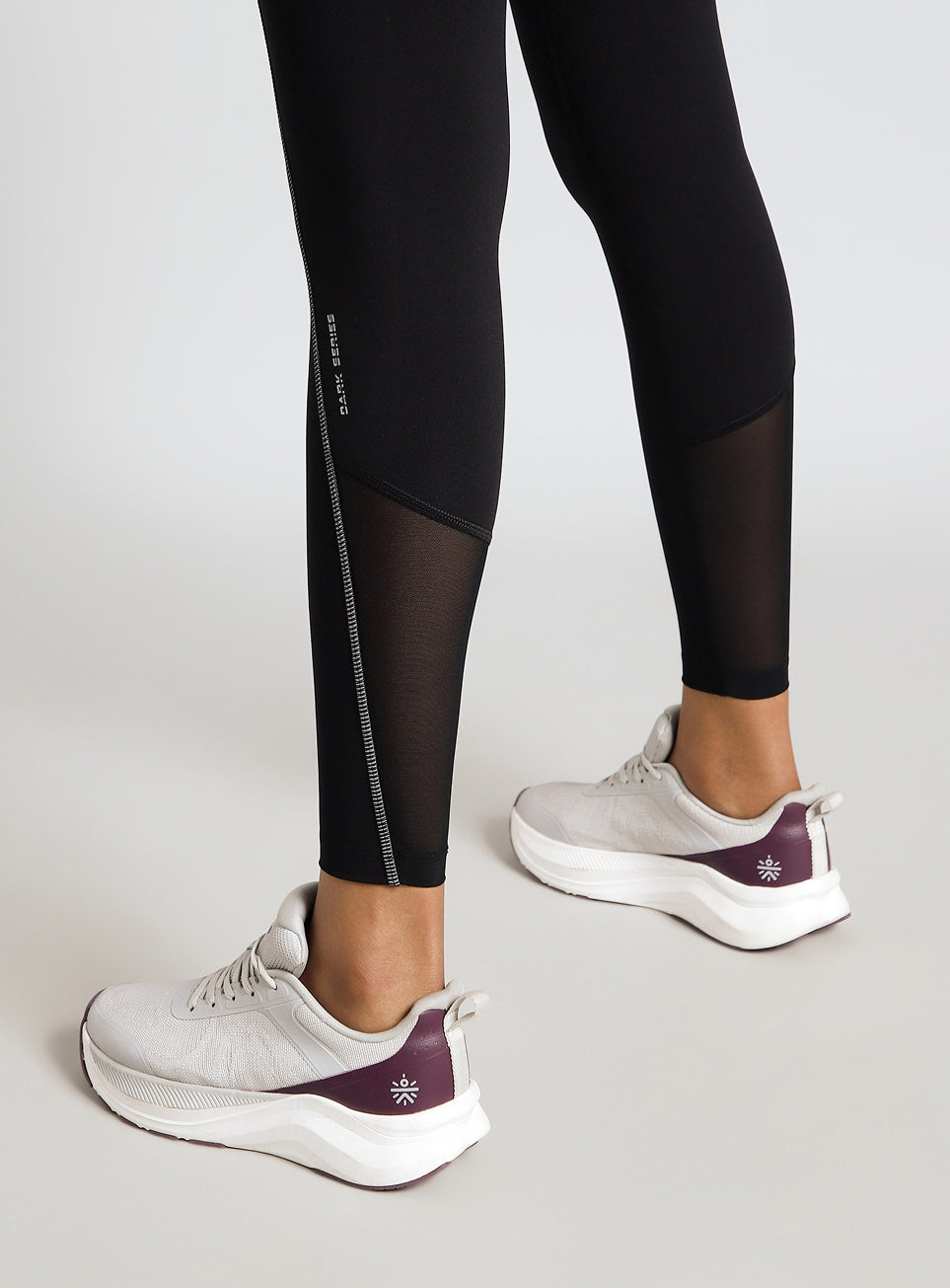 Women's Black Hyper Vent Running COMFlex Tights