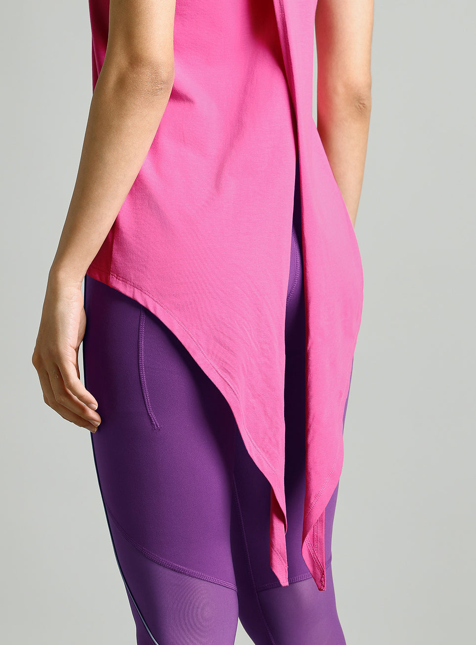 Women's Pink Back Tie- up Flow Yoga Tank
