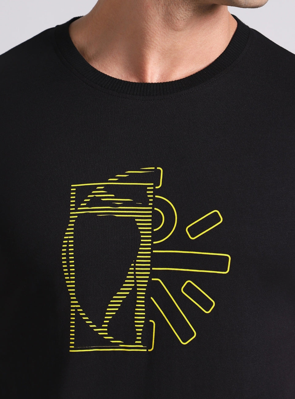 Men's Black V-Man Cult Graphic T-shirt