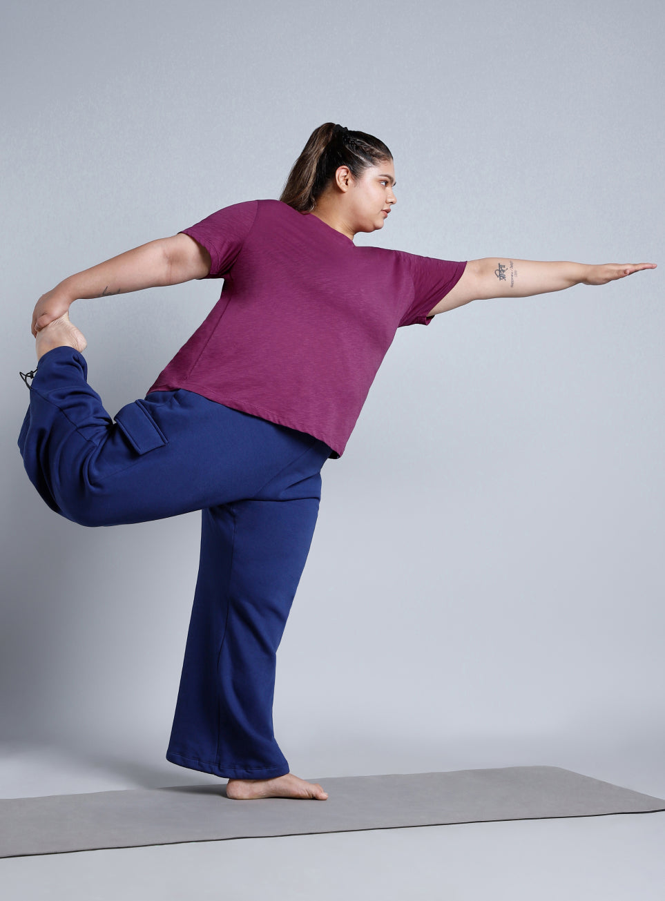 Women's Purple Yoga Flow Plus Size T-shirt