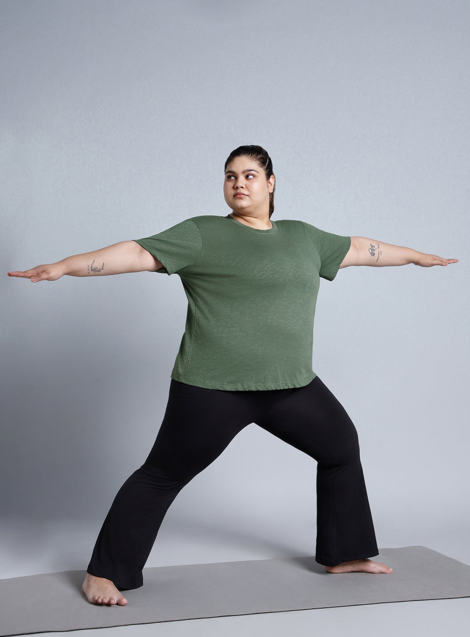 Women's Olive Yoga Flow Plus Size T-shirt