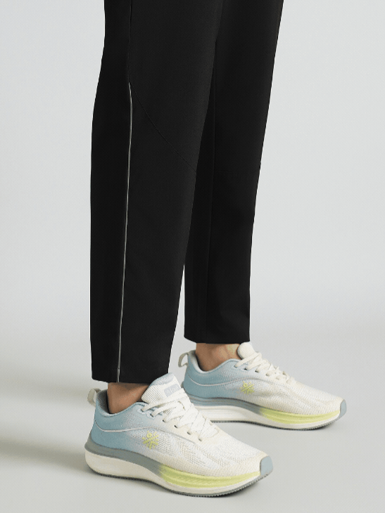 Women's Black Night Run Trackpants