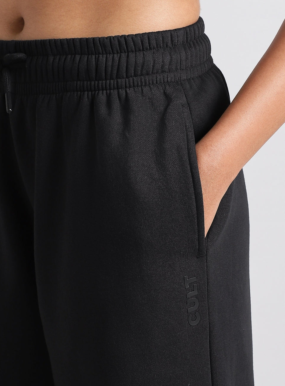 Women's Black Luxe Fleece Relaxed Fit Joggers