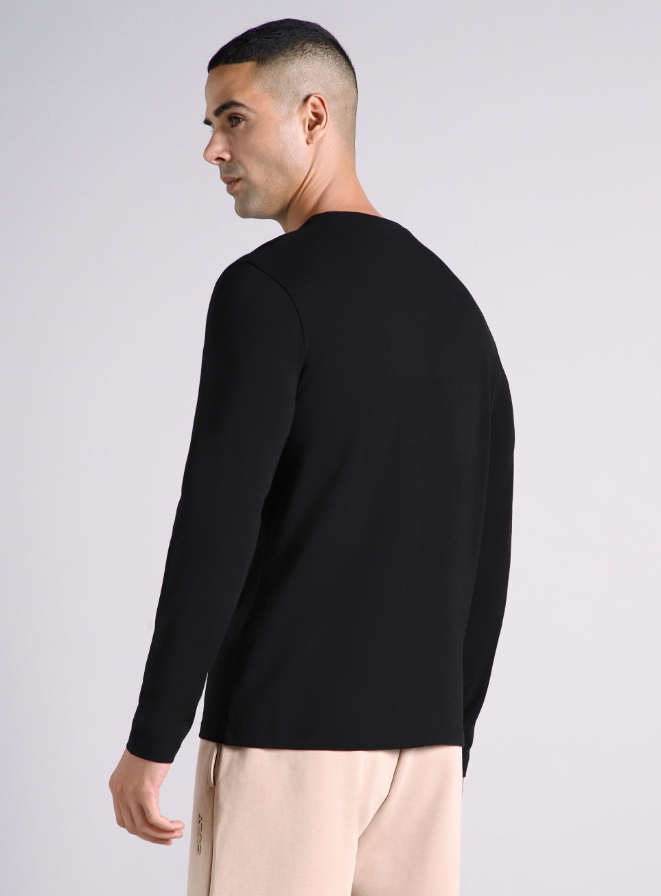 Men's Black Essential Regular Fit Full Sleeve T-shirt