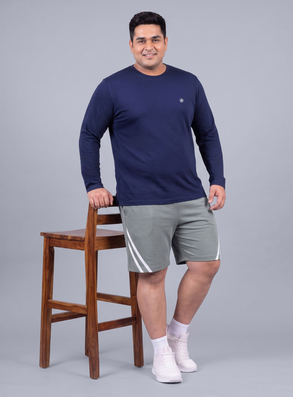 Men's Navy Cult Play Solid Sleeve Plus Size T-shirt