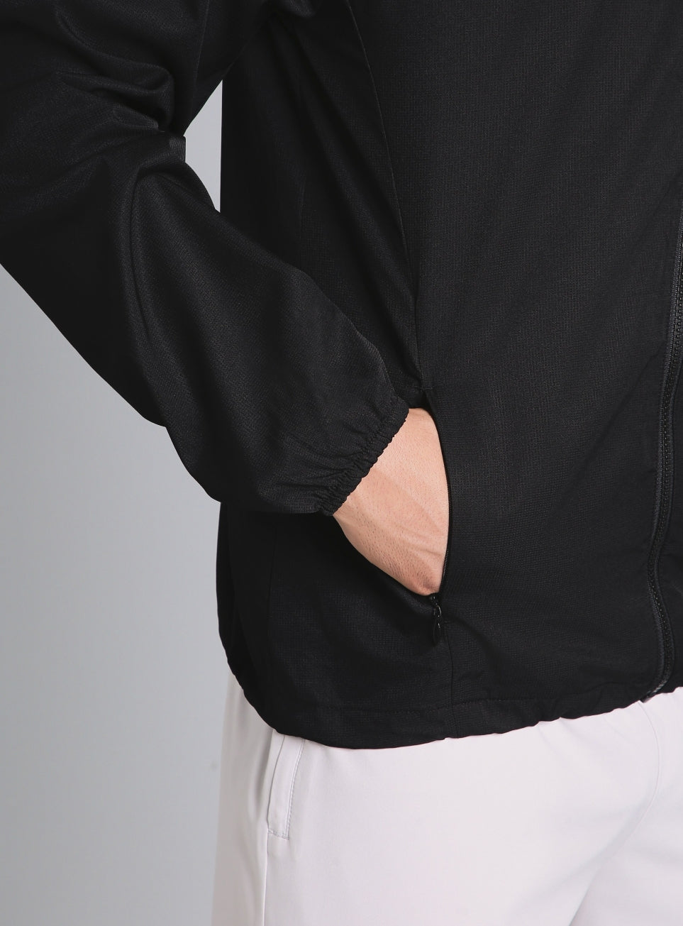 Men's Black Daily Pace Windbreaker Jacket