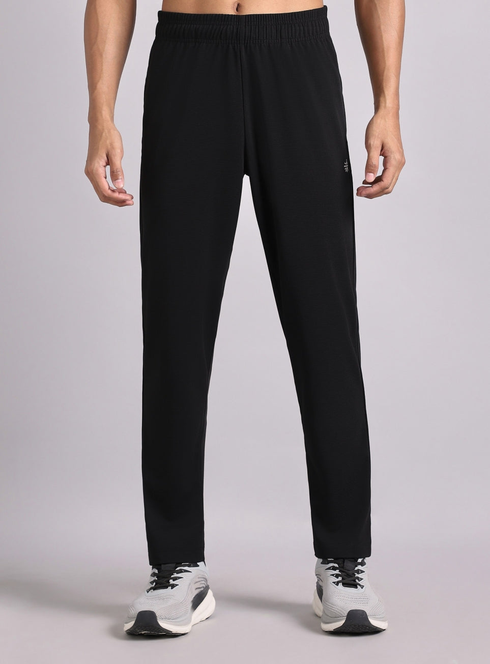Men's Black Training Essential Trackpant