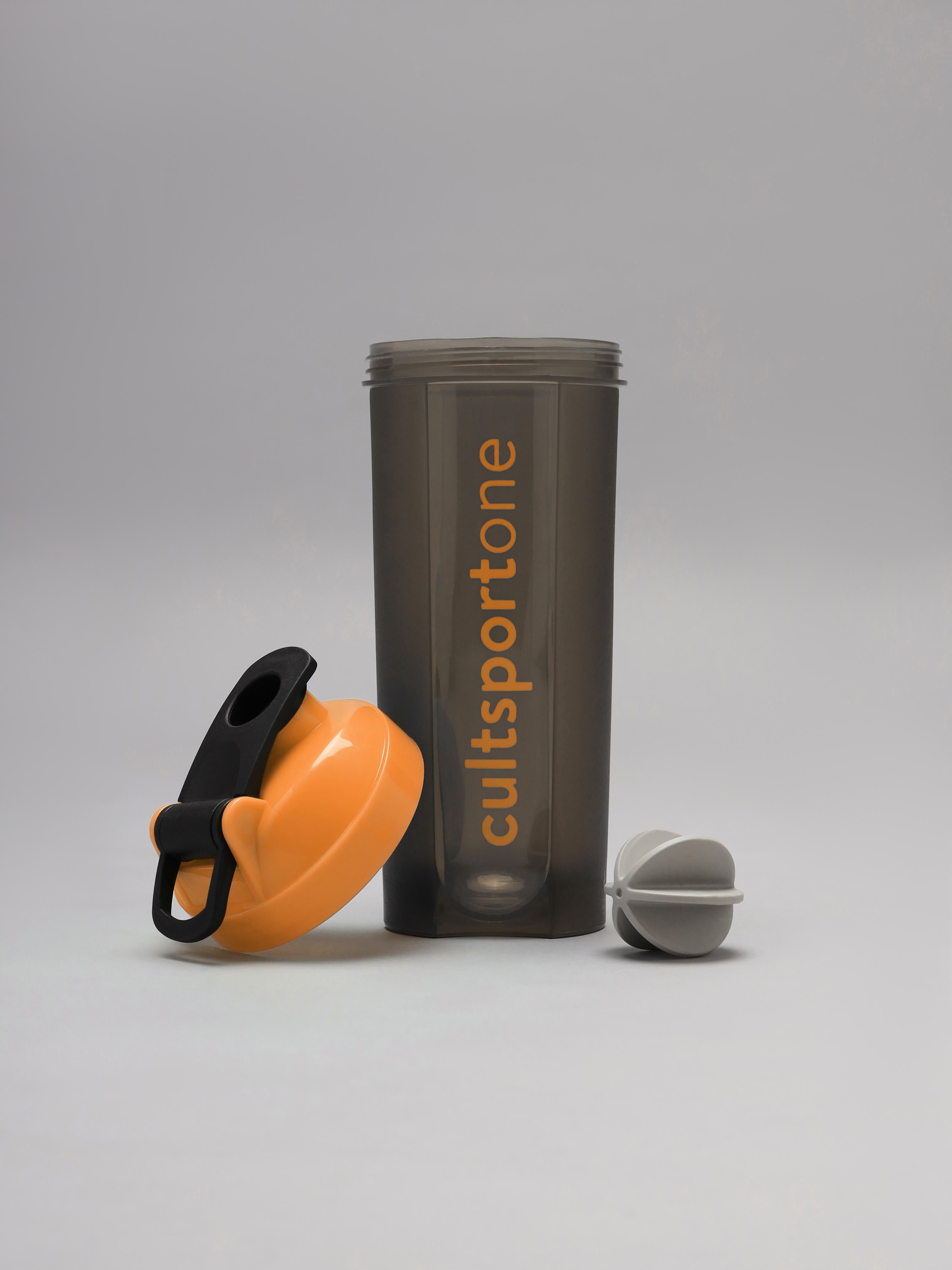 Spill Proof Flip Top Shaker with Blender Ball